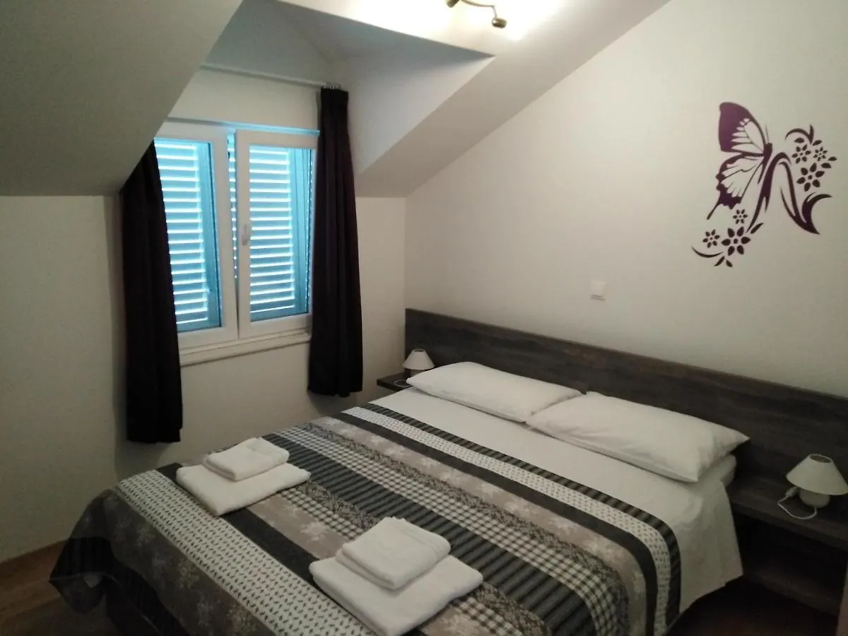 Solmaris Apartments Sukošan 0*,  Chorvatsko
